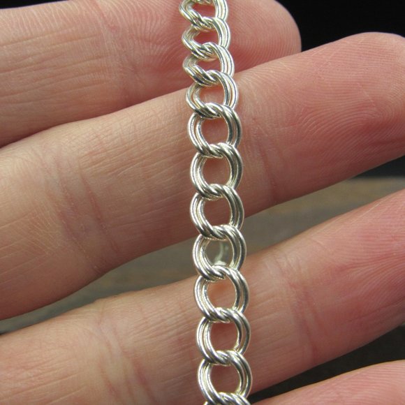 Jewelry - 7" Sterling Silver Interlocking Circles Chain Bracelet Vintage
